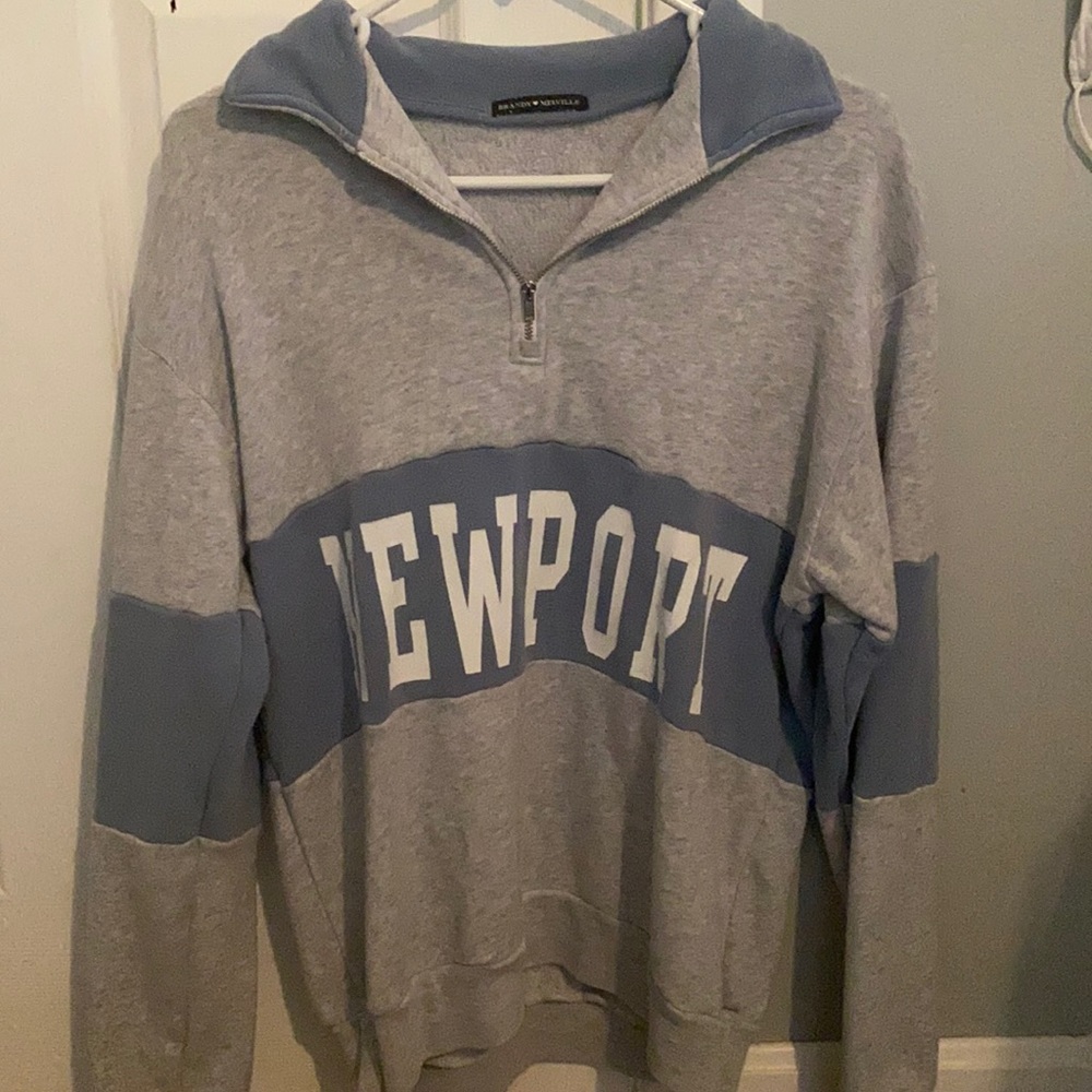 Brandy Melville crewneck